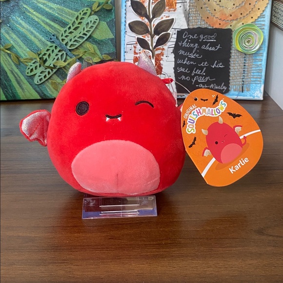 Squishmallow Karlie The Bat 4” - Picture 1 of 1